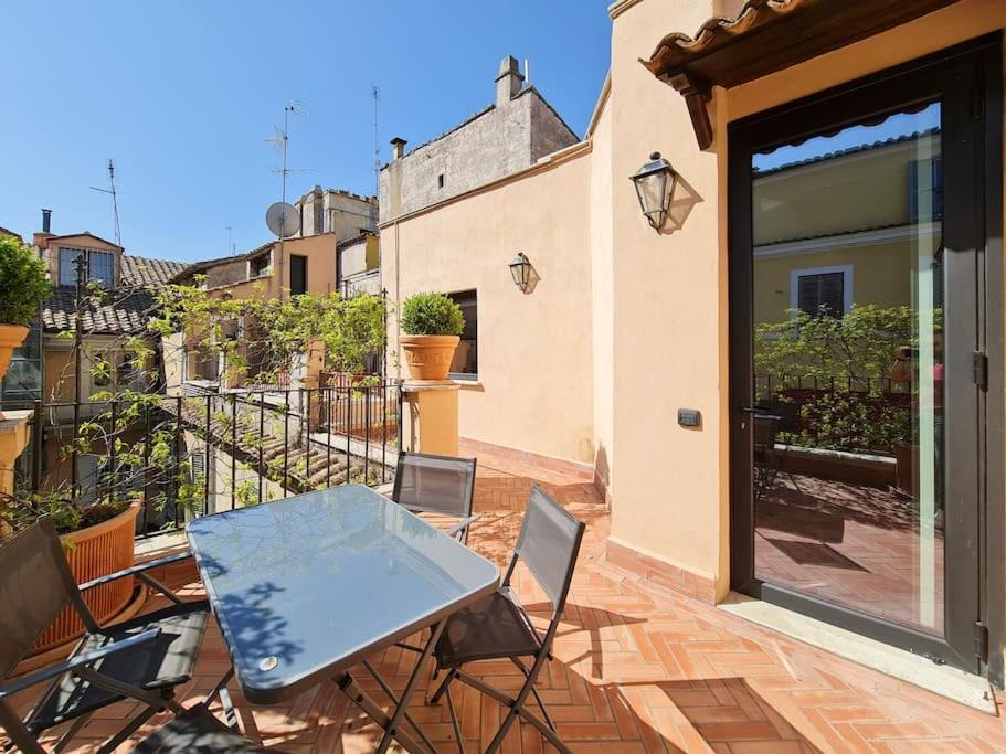 Boutique Penthouse With Terrace, Spanish Steps Рим Экстерьер фото