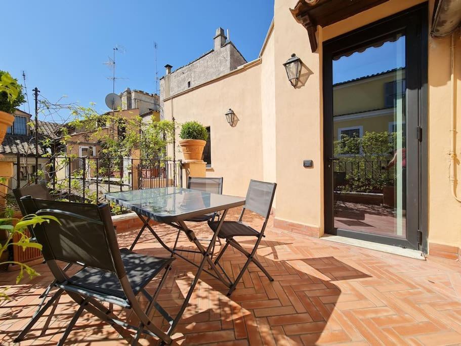 Boutique Penthouse With Terrace, Spanish Steps Рим Экстерьер фото