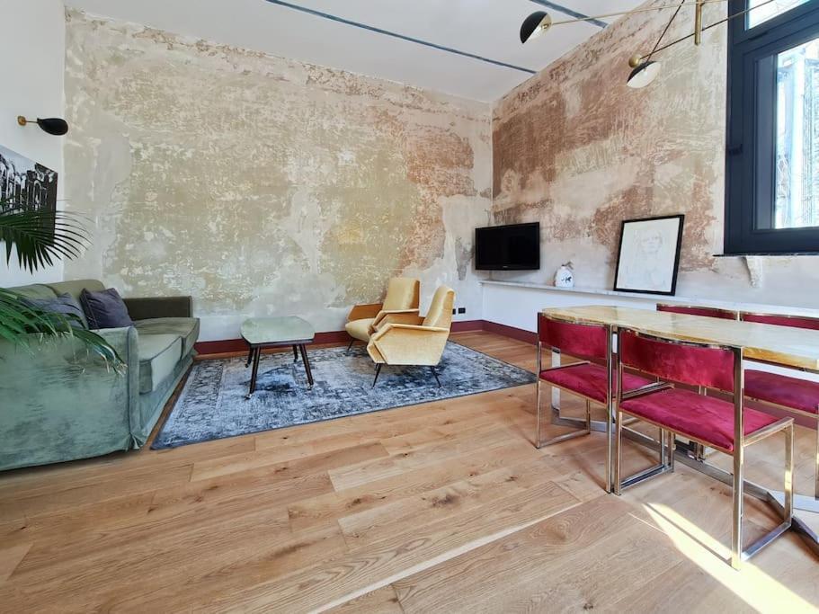Boutique Penthouse With Terrace, Spanish Steps Рим Экстерьер фото