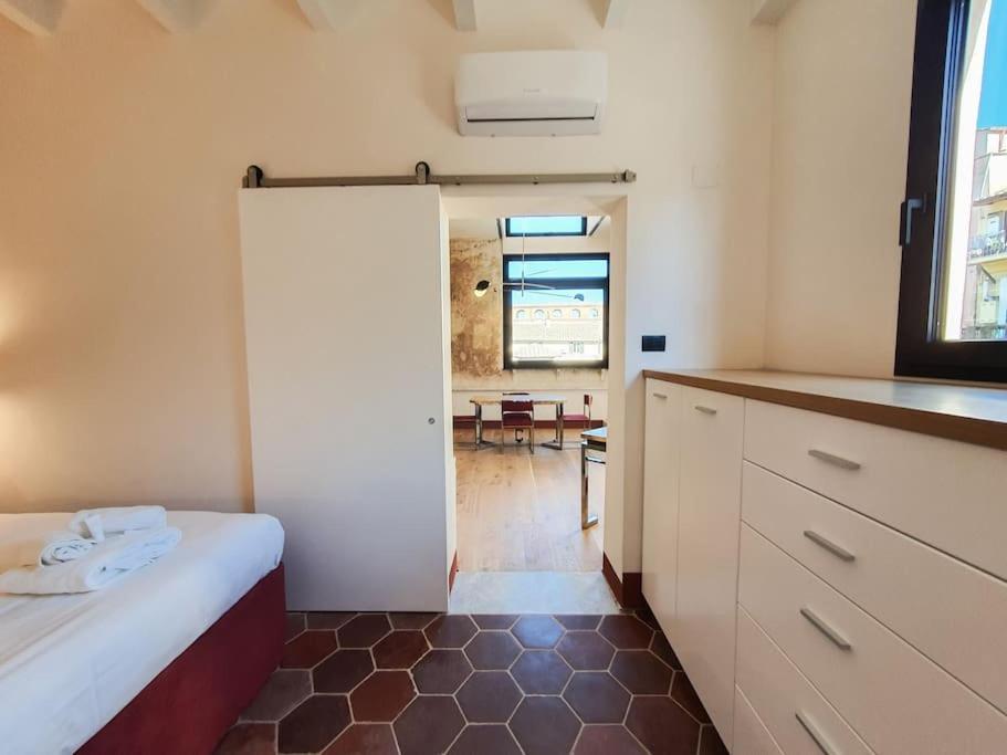 Boutique Penthouse With Terrace, Spanish Steps Рим Экстерьер фото